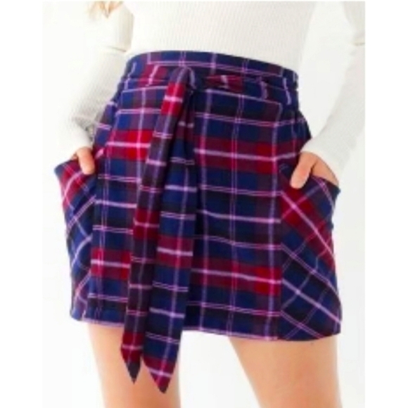 Urban Outfitters Dresses & Skirts - Urban Outfitters Cameron Flannel Tie Front Mini Skirt Plaid Navy XS Preppy